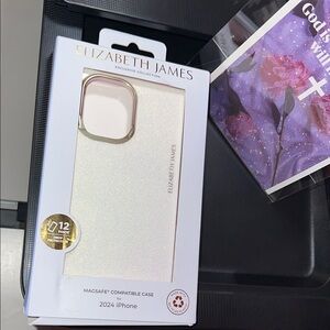 Elizabeth and James Iridescent Pearl MagSafe iPhone Case